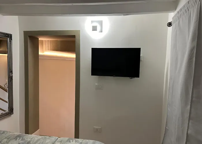 Les Di - Cavour * Parma