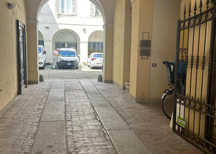 Les Di - Cavour Apartamento Parma