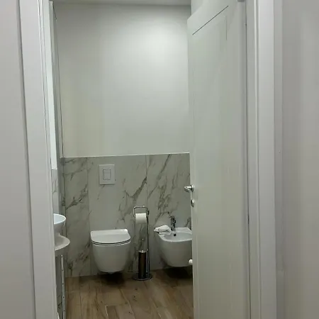 Les Di - Cavour Lägenhet Parma